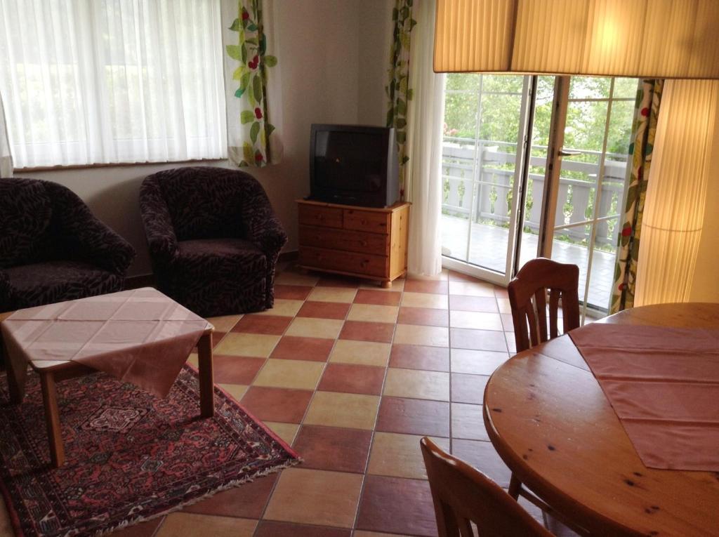Appartementhaus Karantanien am Ossiacher See Zimmer foto