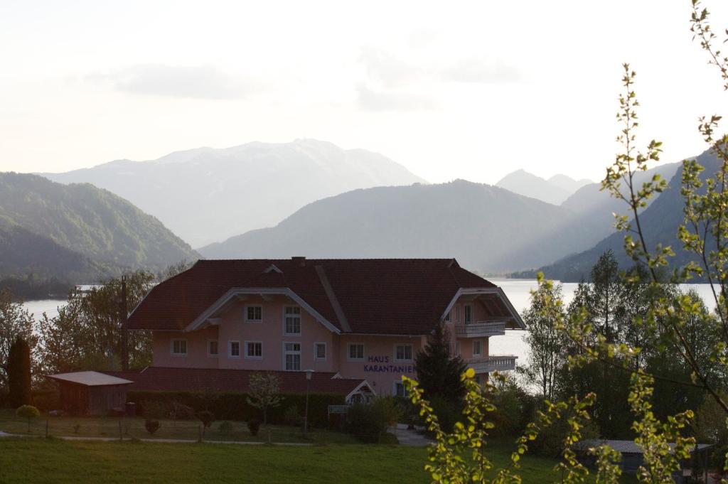 Appartementhaus Karantanien am Ossiacher See Exterior foto